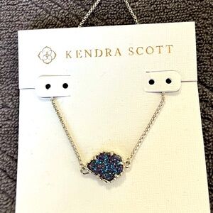 NWT Kendra Scott Iridescent Blue Drusy Silver necklace